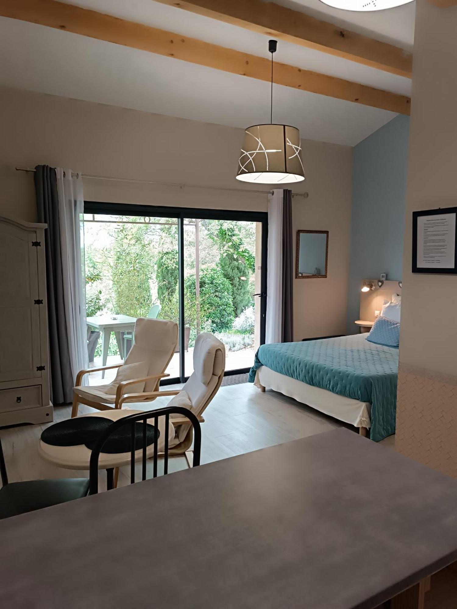 Bed & Breakfast Mas Auroma